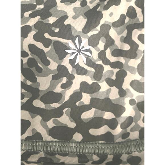 EUC - Athleta Ultimate Stash II 7” Camo Athletic Shorts - Size Medium - Picture 5 of 6